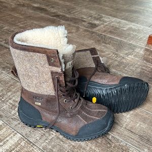 Ugg boots, like new